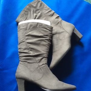 Grey easy street boots